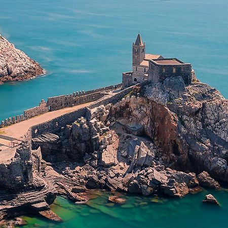 Отель Le Finestre Veneris Портовенере Экстерьер фото